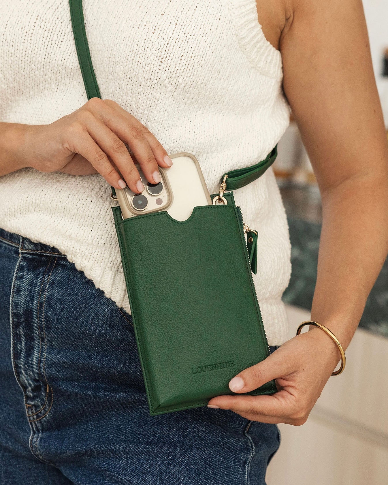 Suki Phone Crossbody Bag (Forest Green)