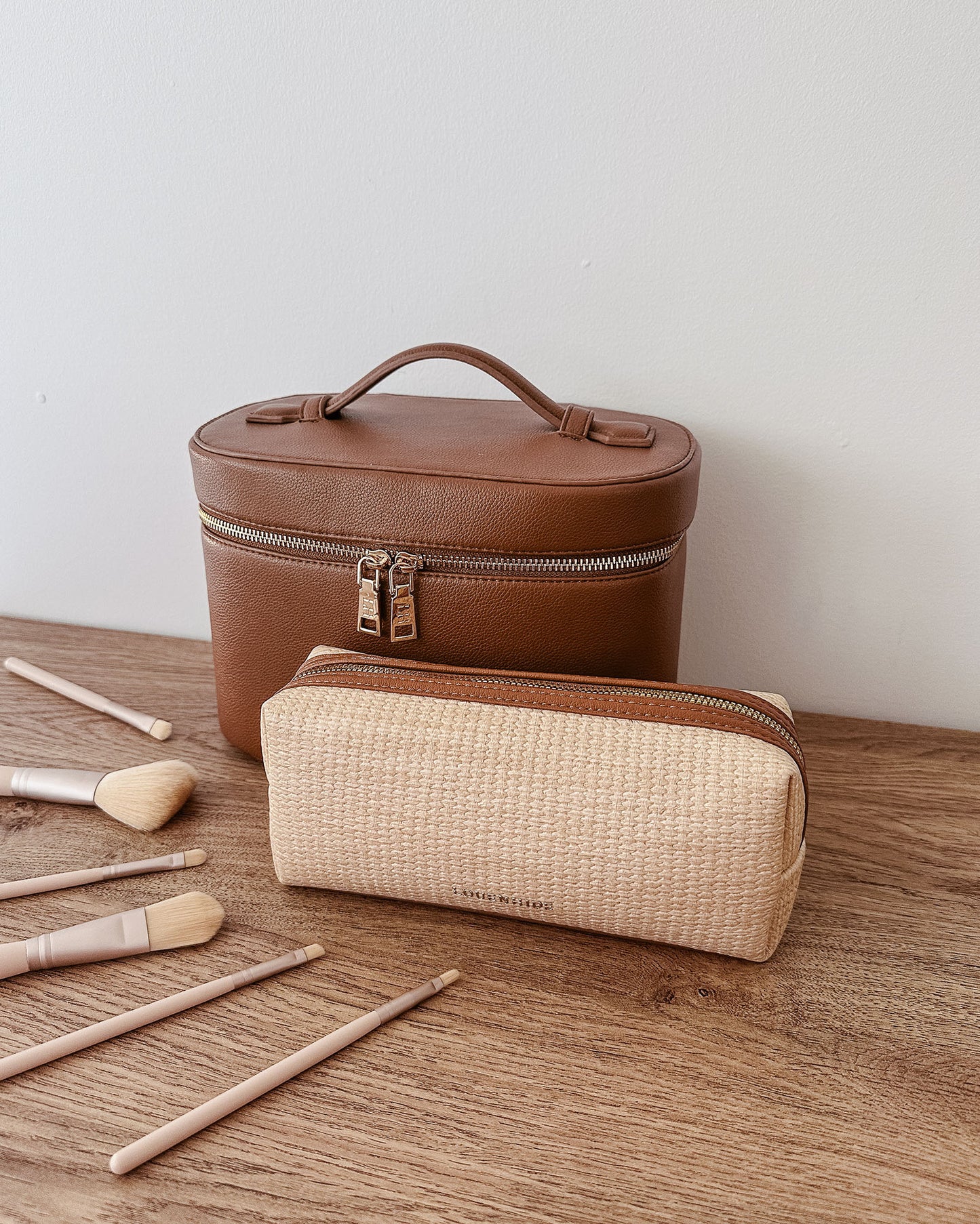 Brianna Makeup Bag & Brush Set (Tan)