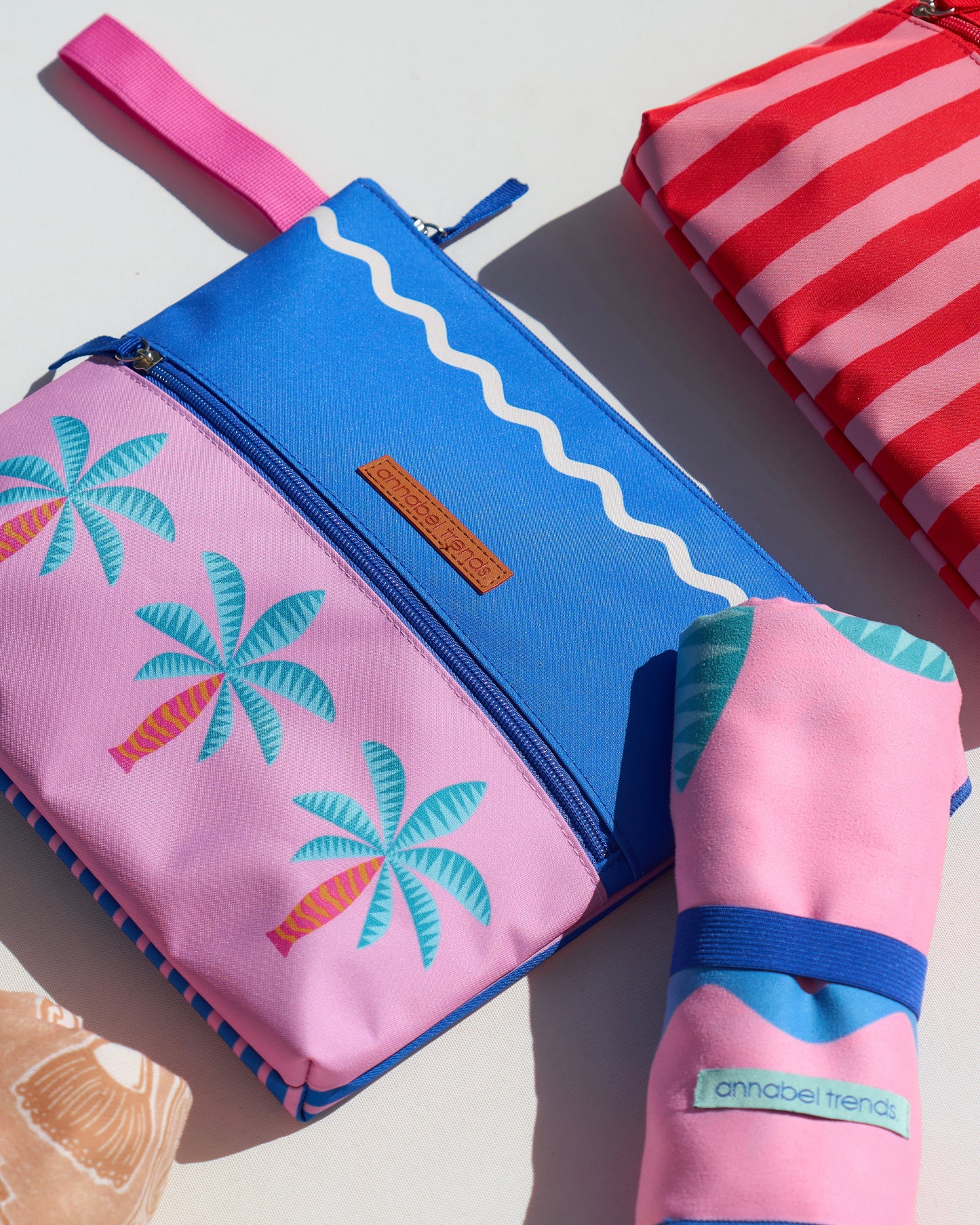 Wet Pouch (Fiesta Palm)