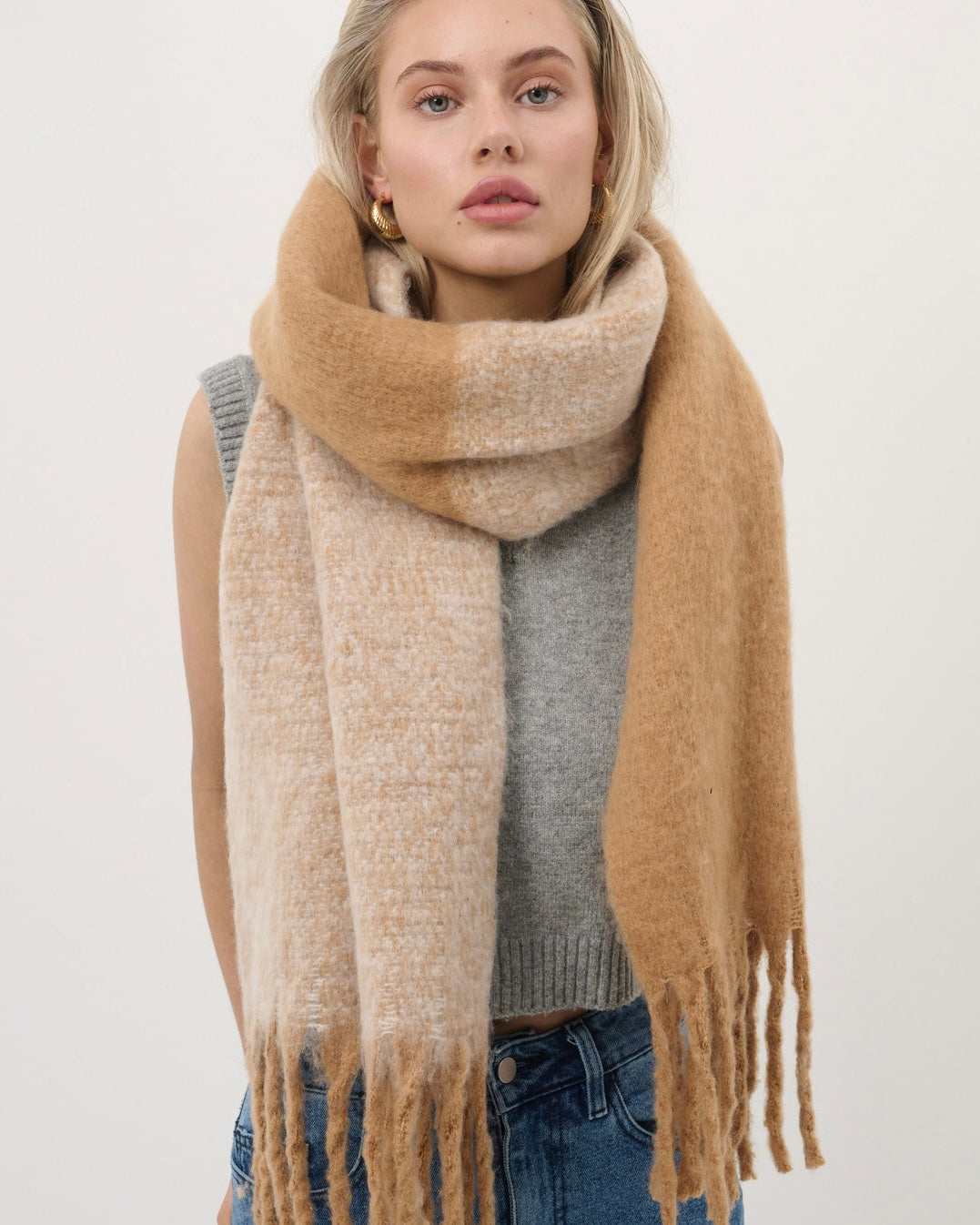 Duotone Fluffy Scarf (Caramel)
