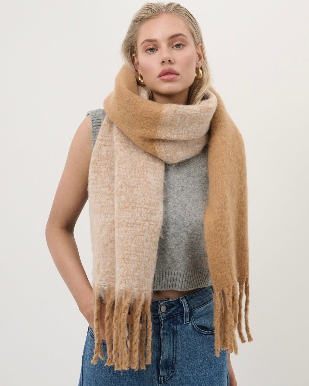 Duotone Fluffy Scarf (Caramel)