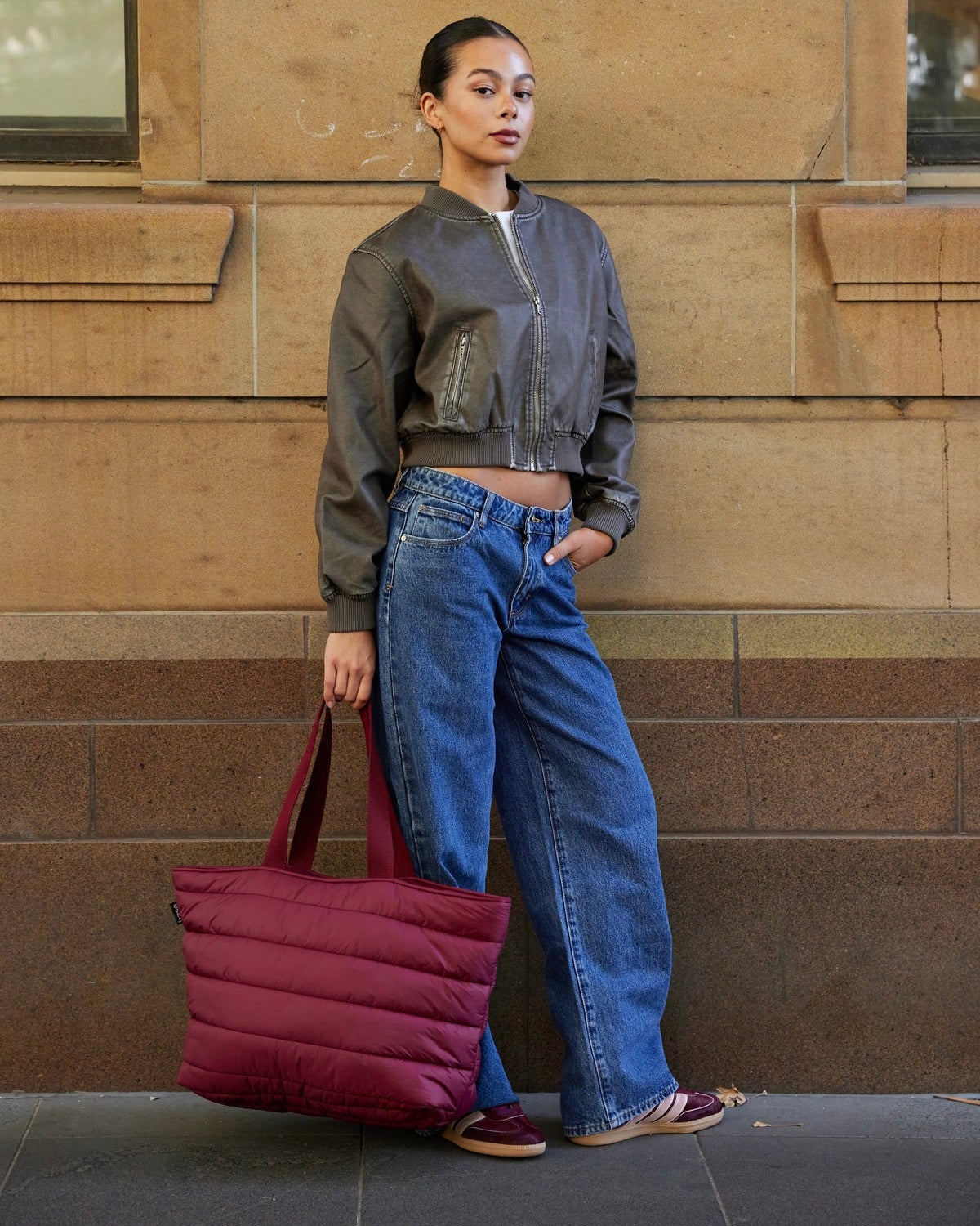 Take it Base Tote Bag (Burgundy)