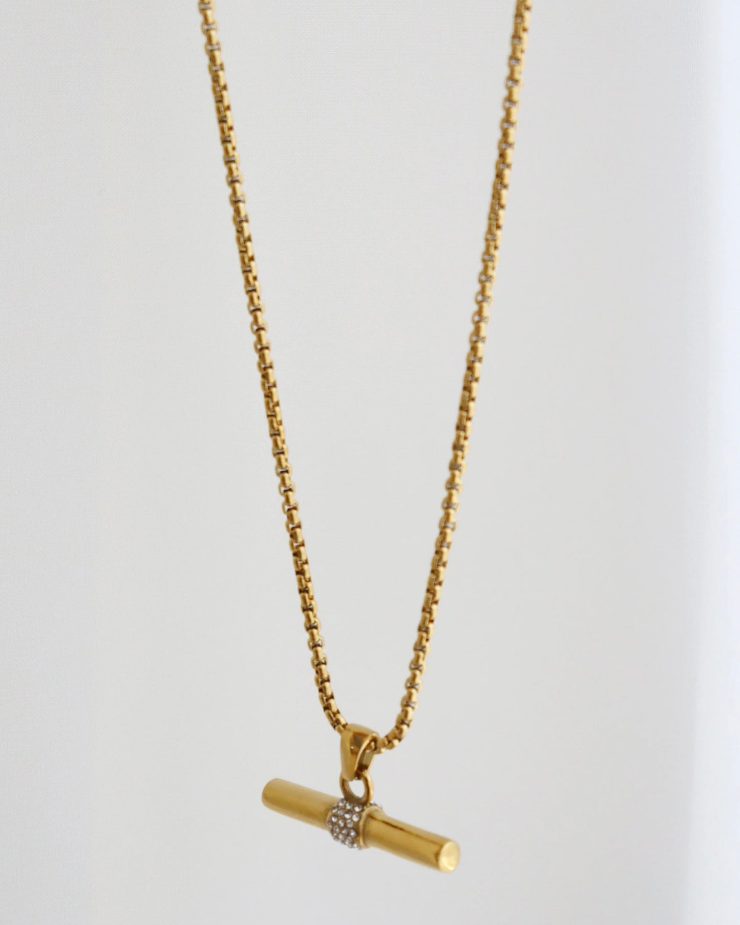 Vivienne T-Bar Necklace