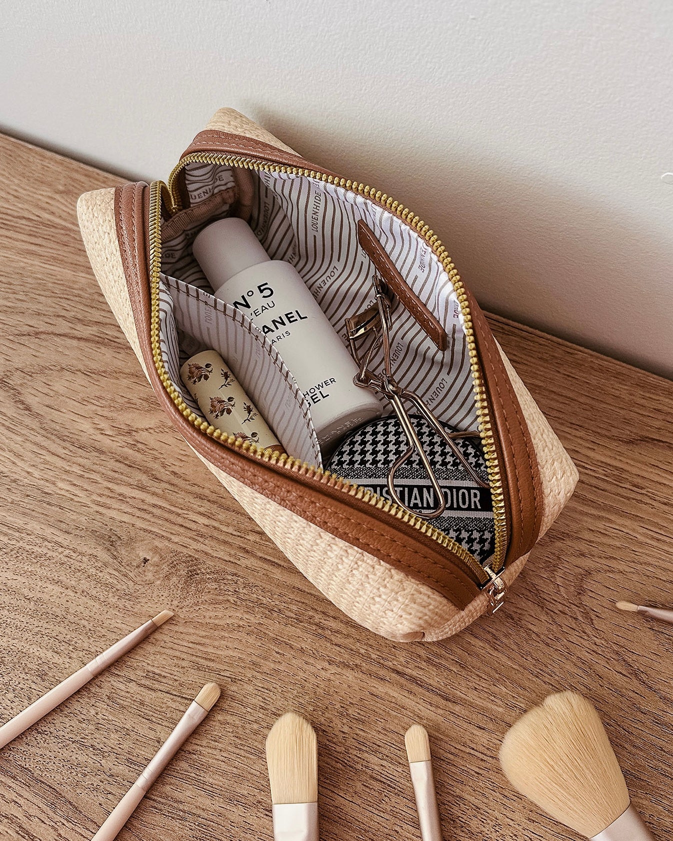 Brianna Makeup Bag & Brush Set (Tan)