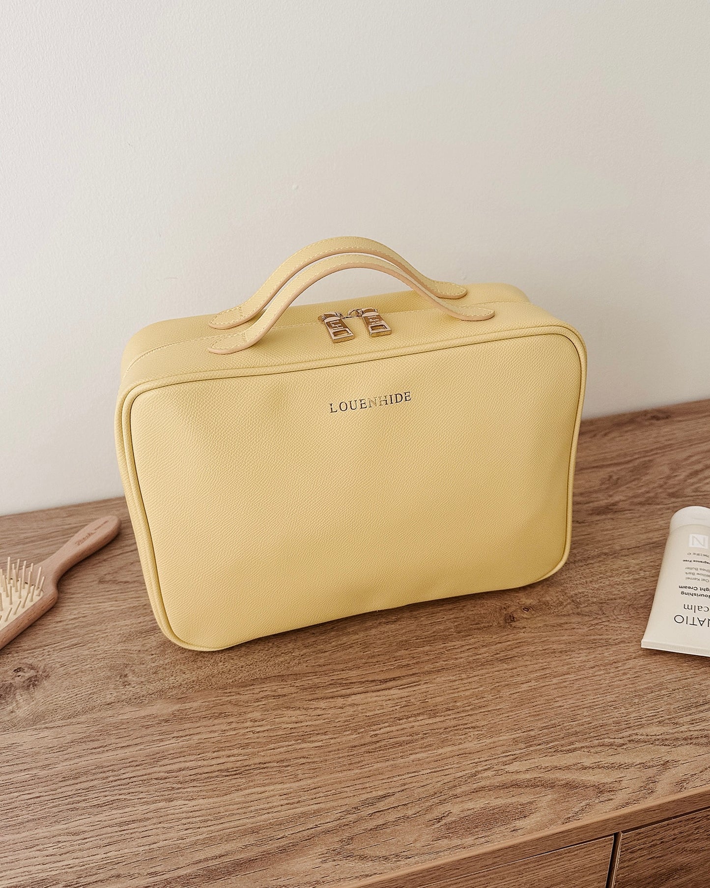 Georgie Makeup Case (Butter Yellow)
