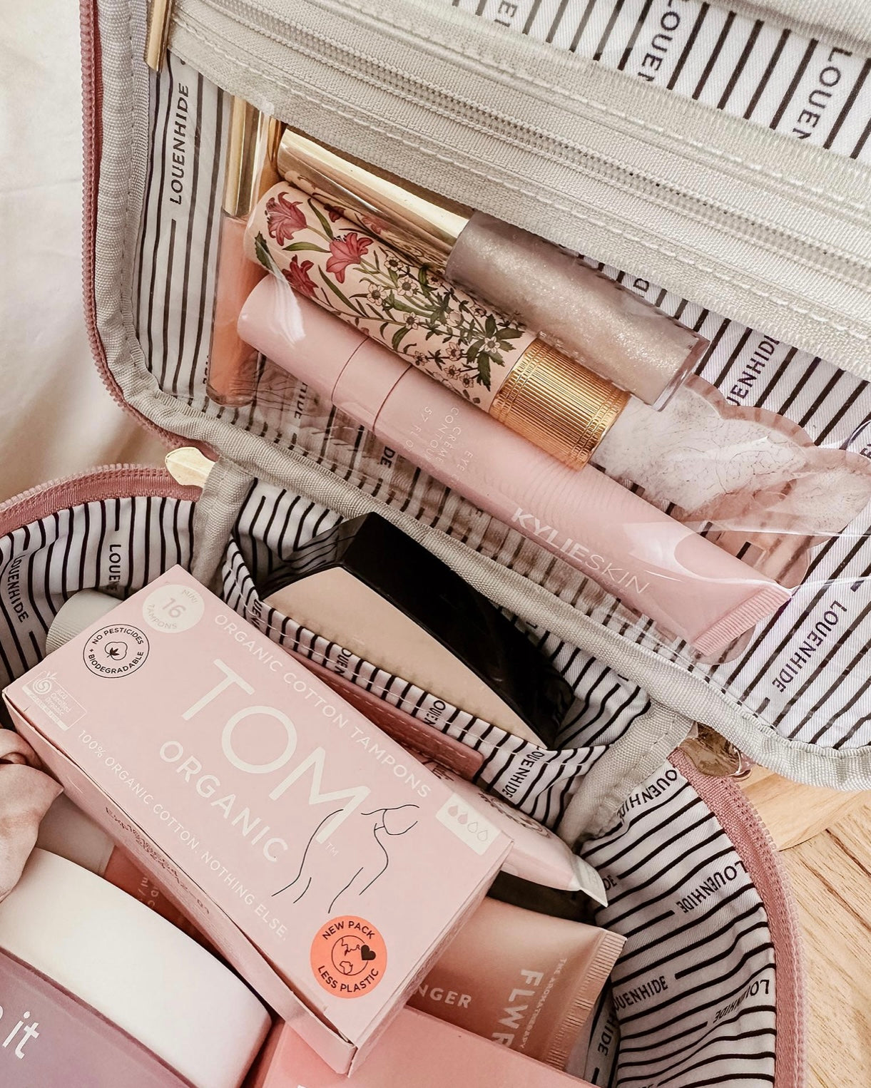 louenhide, paris, makeup bag, toiletry bag, travel bag