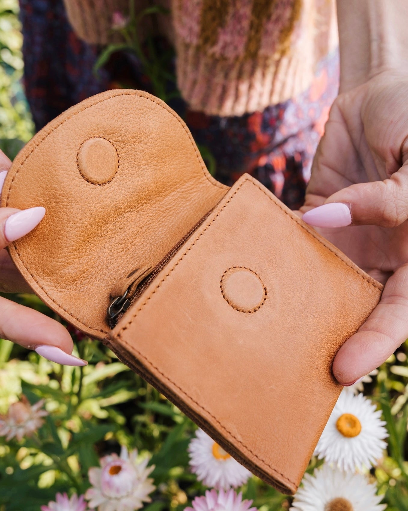 making waves, purse, wallet, tan, dusky robin, leather purse