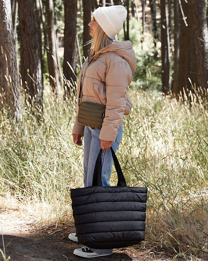 base supply, stake it base, tote bag, overnight bag
