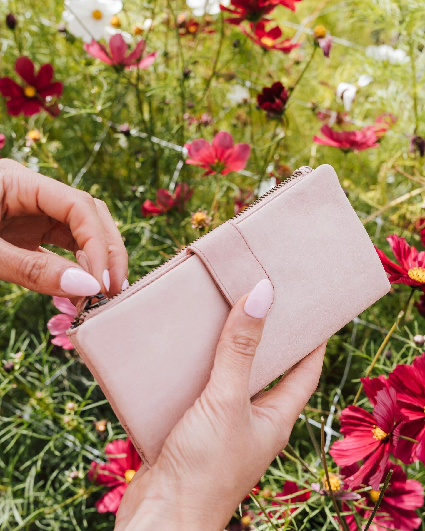 dusky robin, ava purse, leather purse, leather wallet