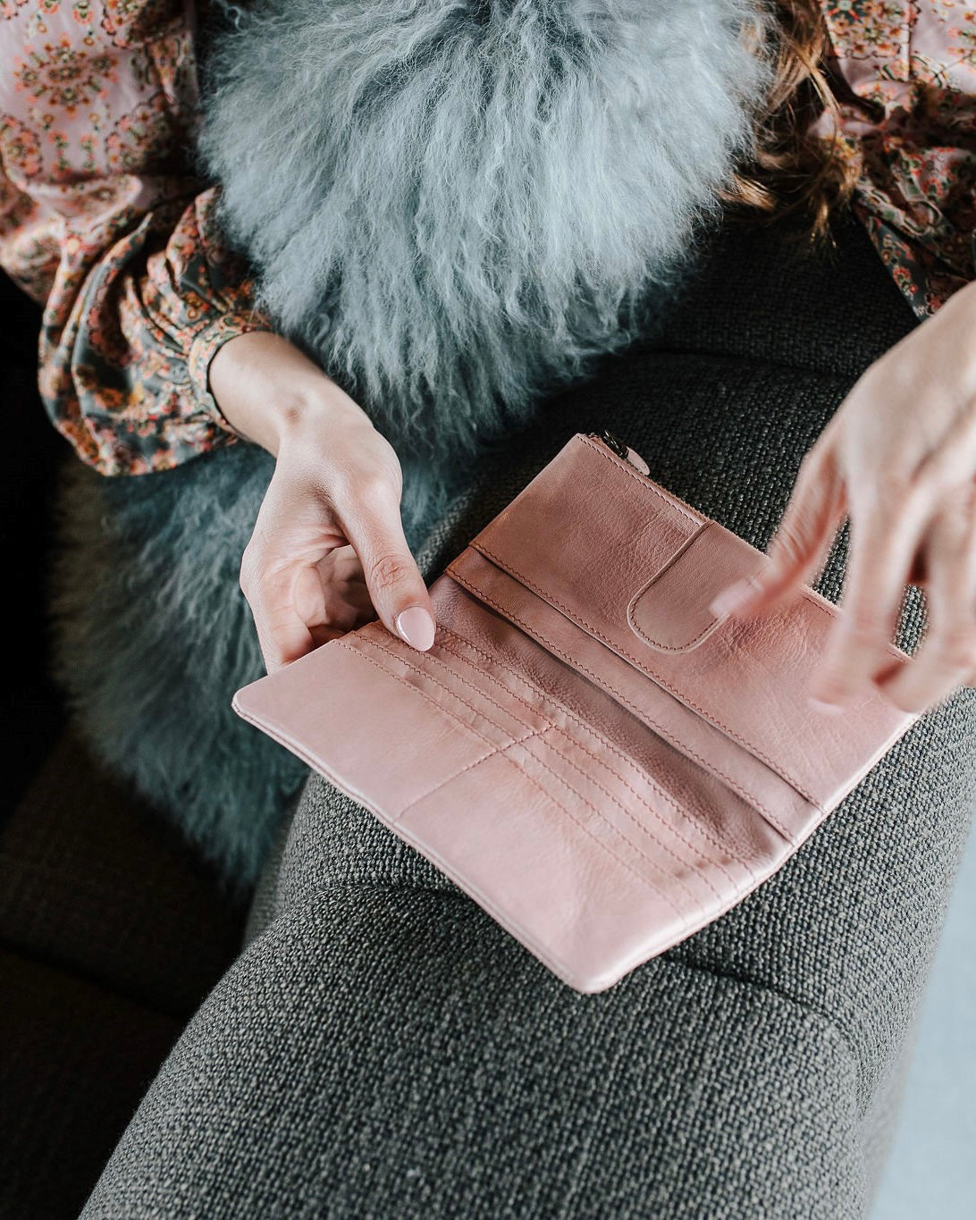 dusky robin, dusky robin leather, ava wallet, leather bag, bon maxie, wallet, purse, tan leather, dusky pink