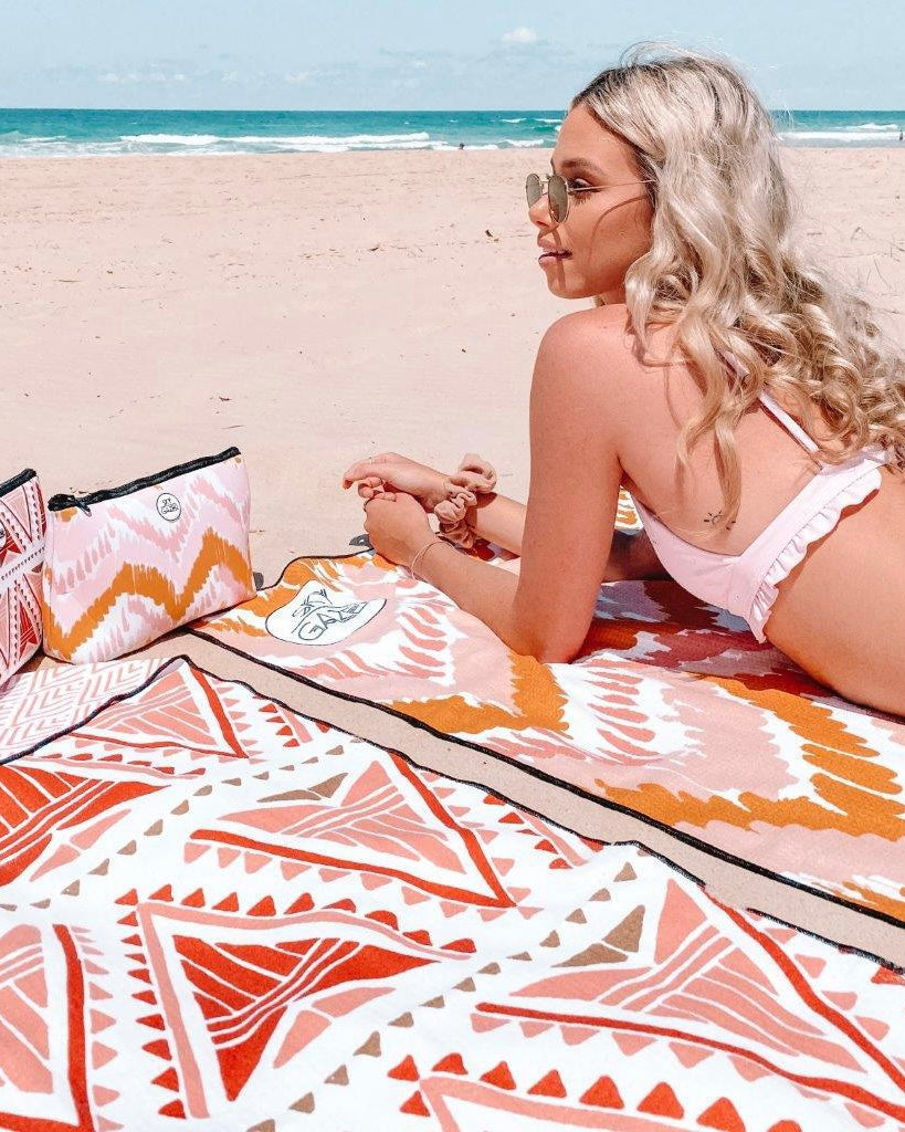 skygazer, sand free beach towel, beach towel, the airlie towel, sky gazer