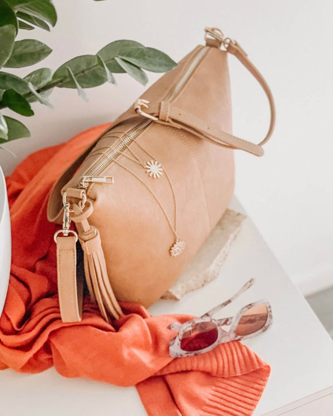 daisy, bag, crossbody bag, bon maxie, camel, louenhide