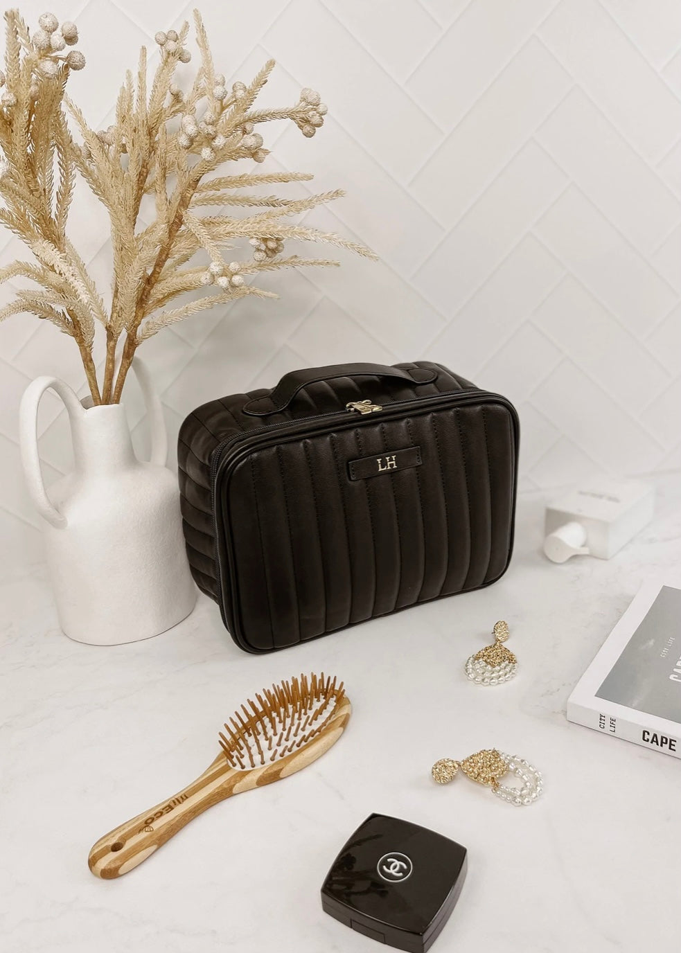 louenhide, maggie, makeup bag, toiletry bag, travel bag, cosmetic bag, wash bag, black