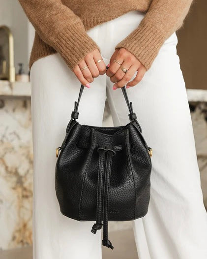 Montie Bucket Bag (Black)