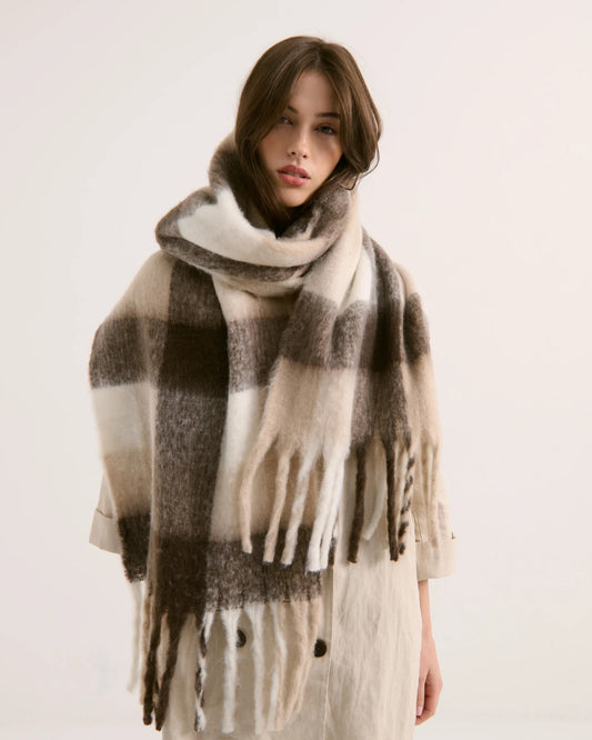 Becca Fluffy Scarf