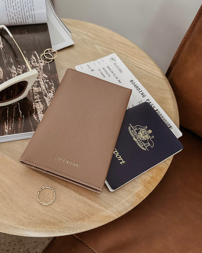 Venice Passport Holder (Mocha)