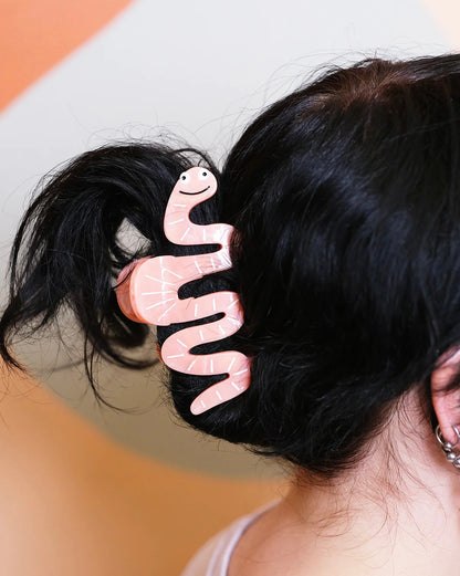 Worm Hair Claw Clip