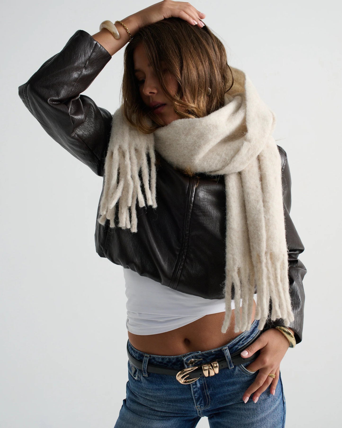 Betty Fluffy Scarf (Oatmeal)
