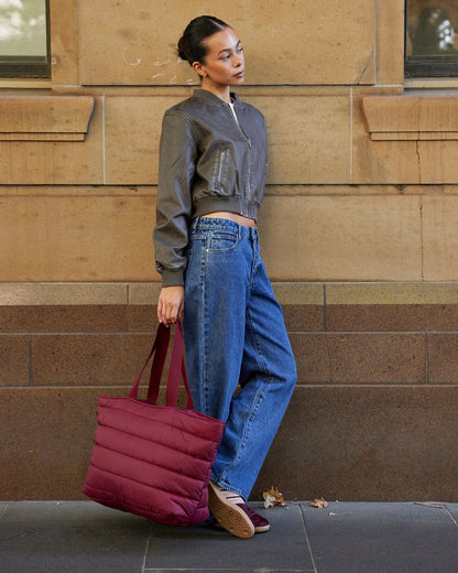 Take it Base Tote Bag (Burgundy)