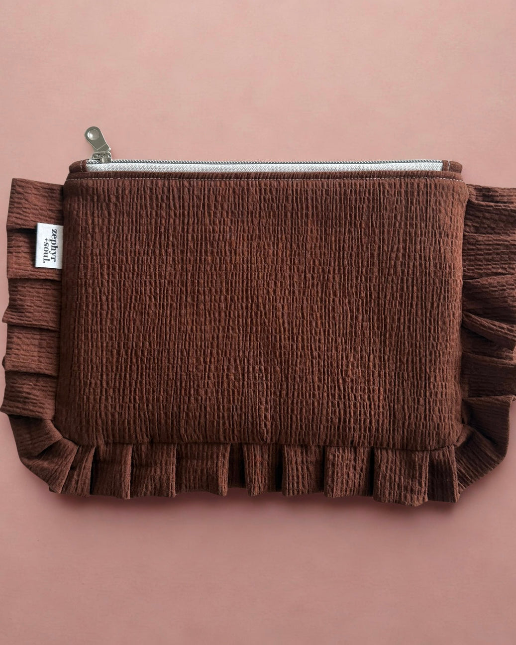 Frilly Flat Pouch (Chocolate)