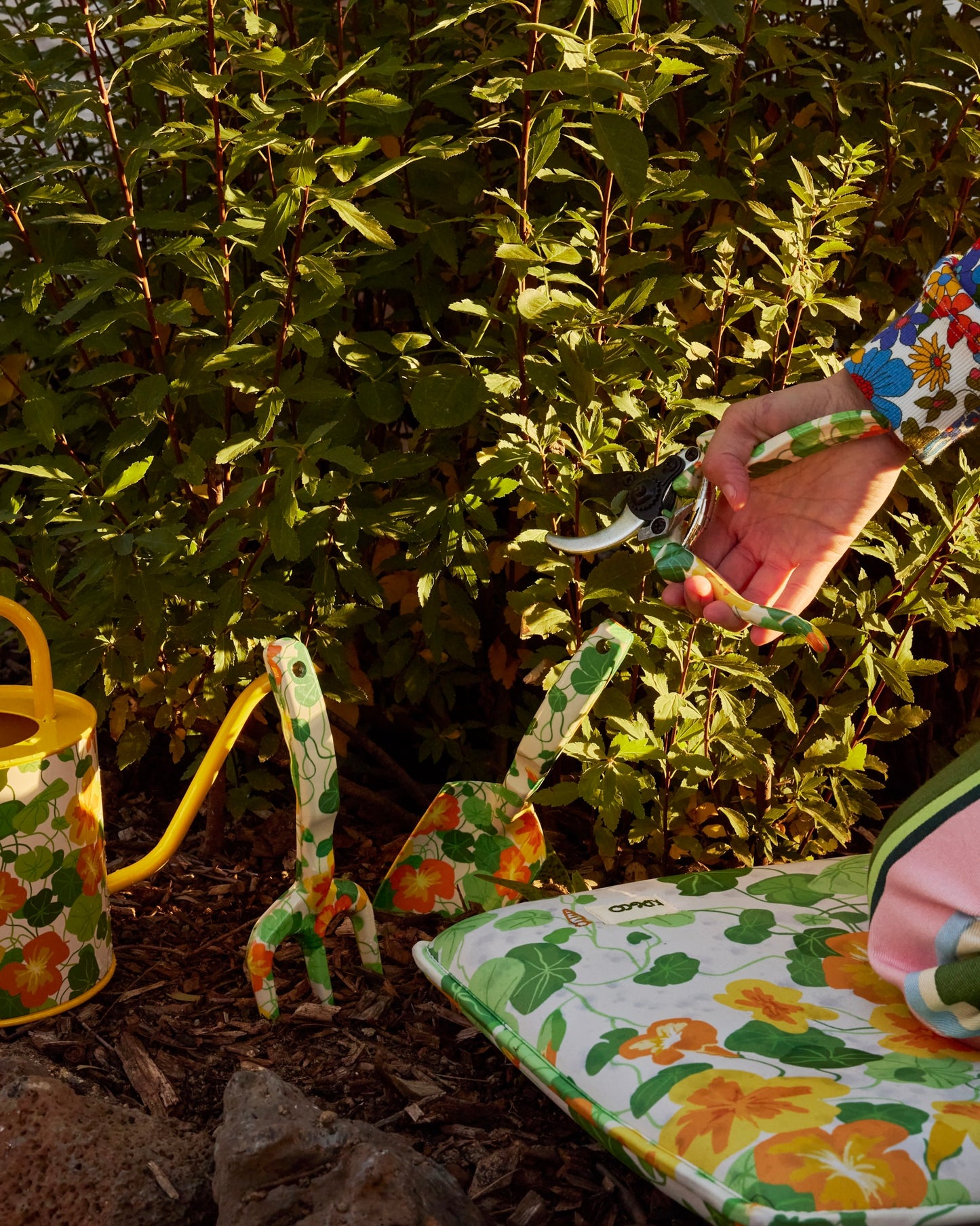 Garden Tools and Gloves Set (Nasturtium)