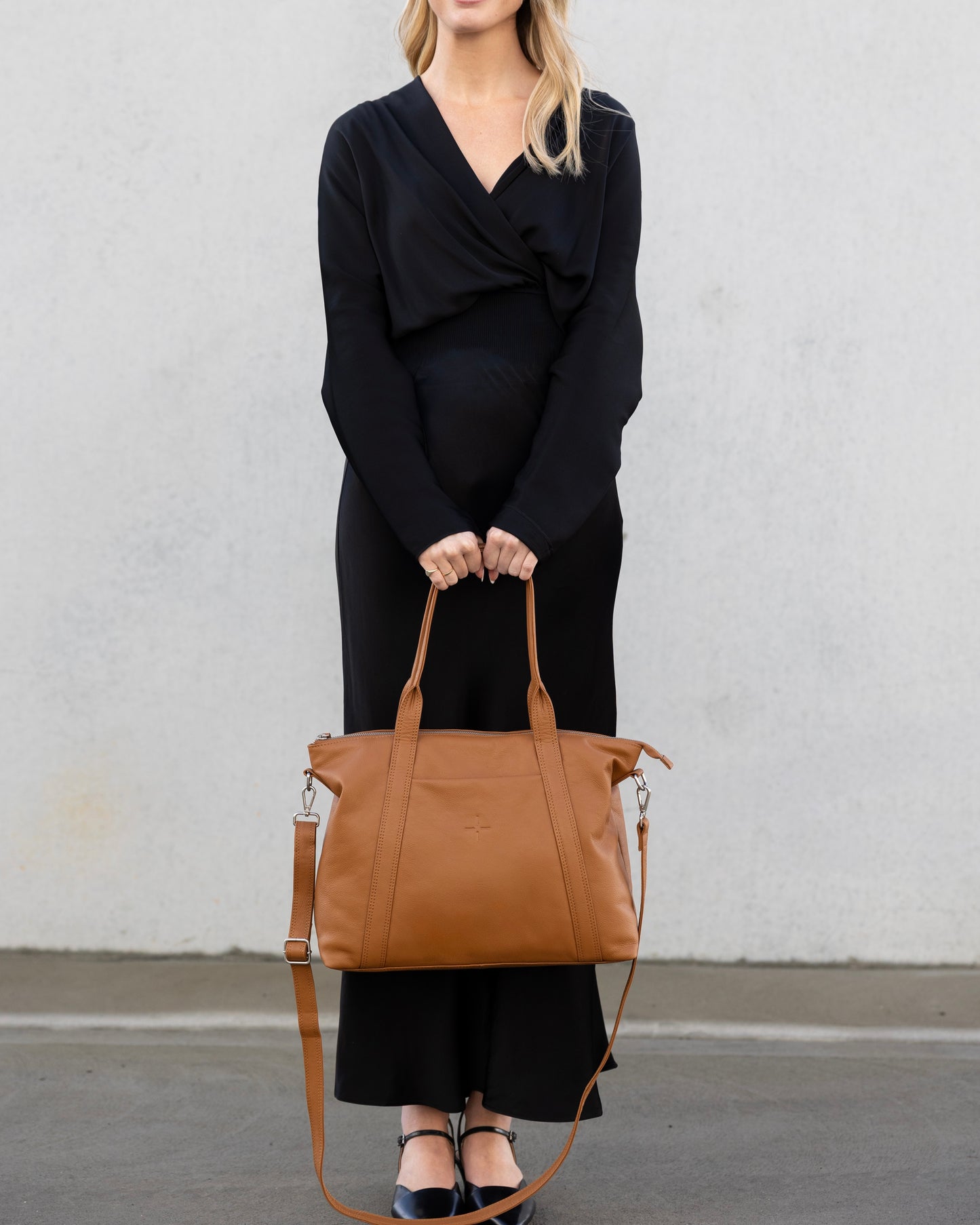 Valentina Tote (Tan)