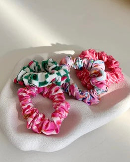 Summer Scrunchie Set (Pink/Green)