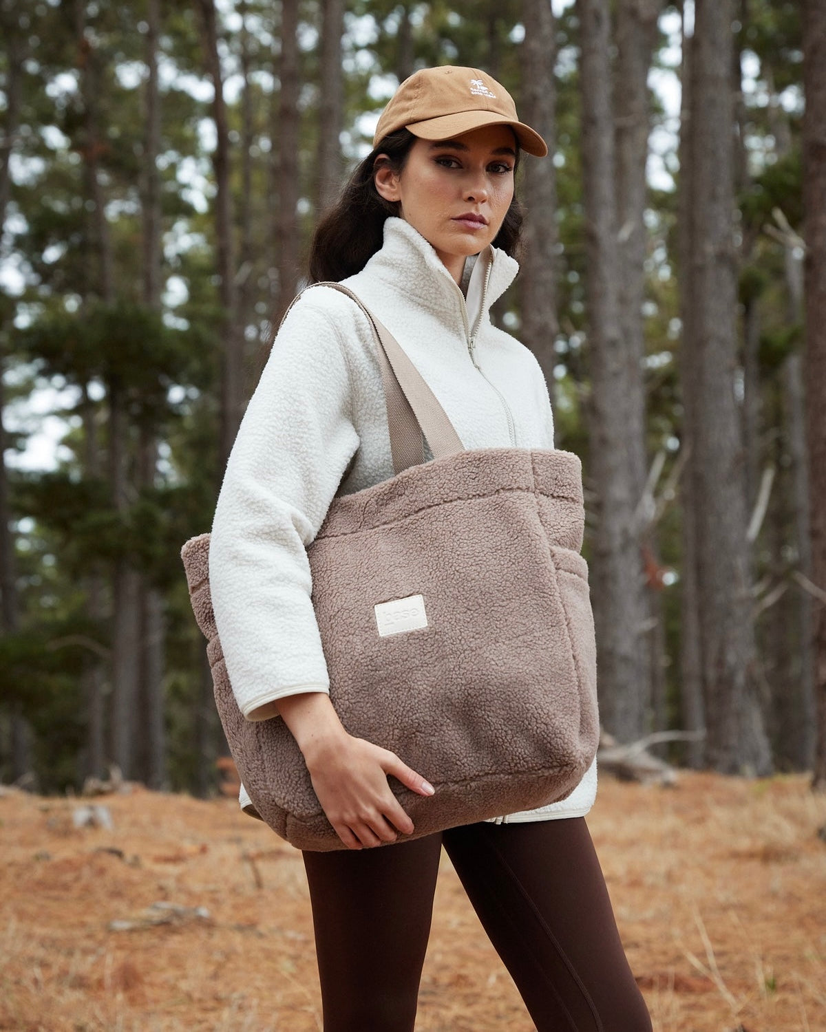 Daily Base Tote Bag (Chestnut)