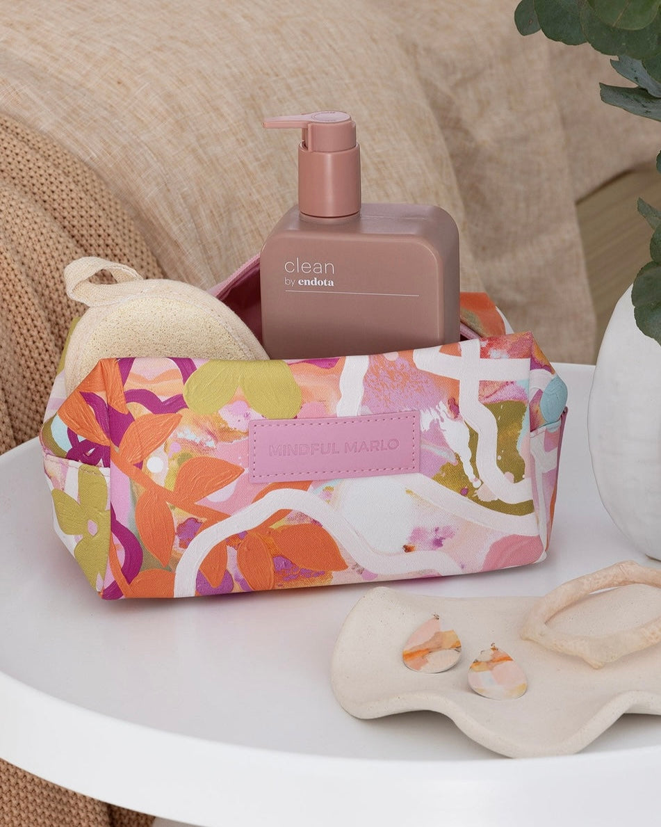 mindful marlo, ivy, makeup bag, toiletry bag, wash bag,