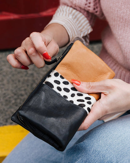 lasca purse, dusky robin, leather wallet, leather purse, tan spot black