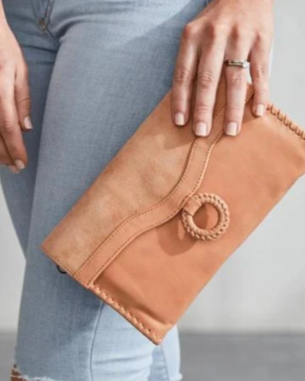 ovae, agnes clutch, agnes bag, leather, buttermilk